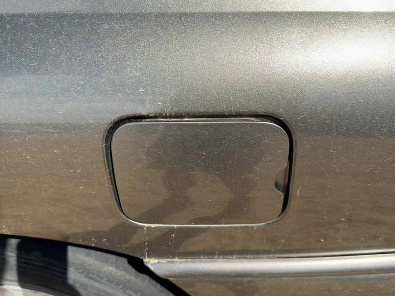 1999 Pontiac Bonneville (80 & Up) Fuel Tank Door