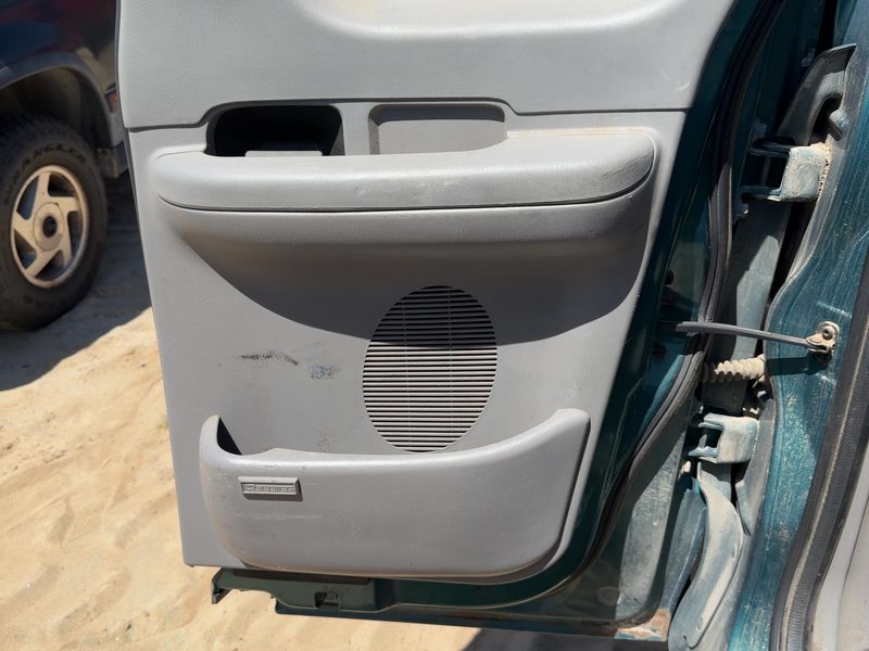 1997-1998 Ford Pickup F150 Series Rear Door Trim Panel RH