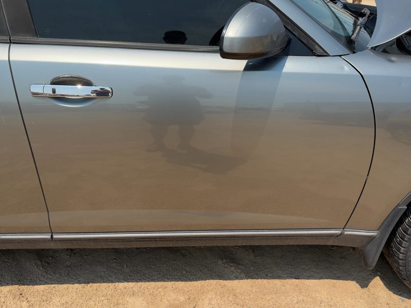 2003-2004 Infiniti FX Series Front Door RH