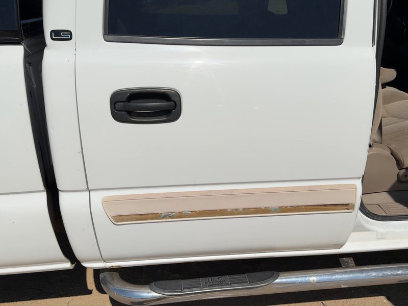 2000-2007 Chevrolet 2500 Silverado Pickup Rear Door RH
