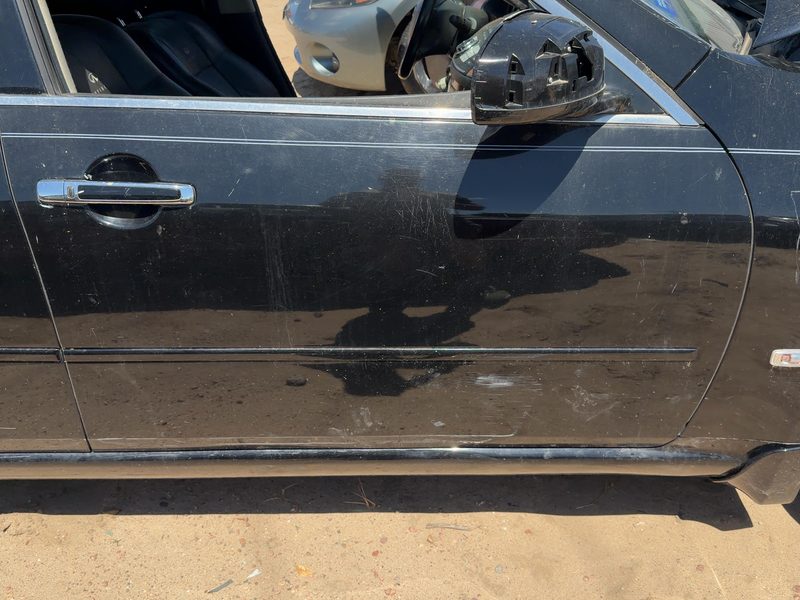 2006-2010 Infiniti M35 Front Door RH