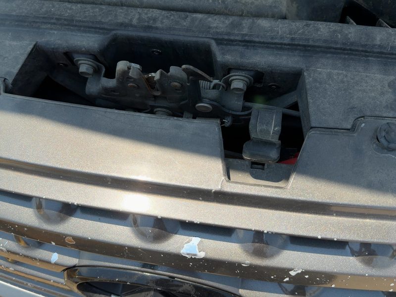 2003-2006 Infiniti FX Series Radiator Support