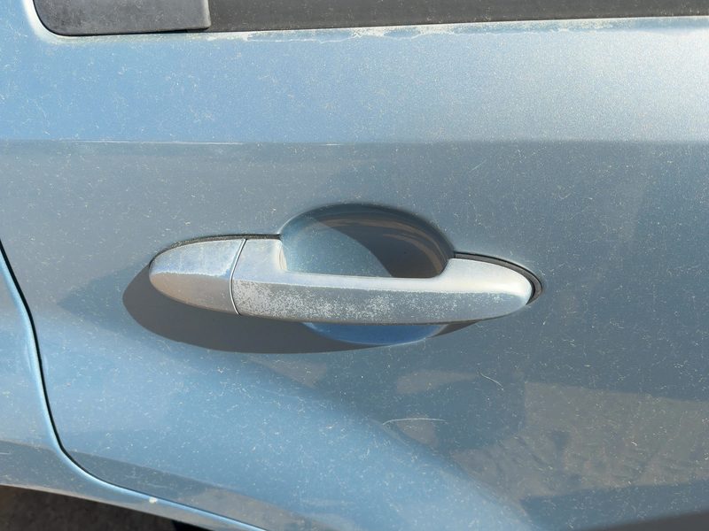 2008-2012 Mercury Mariner Outside Door Handle RH