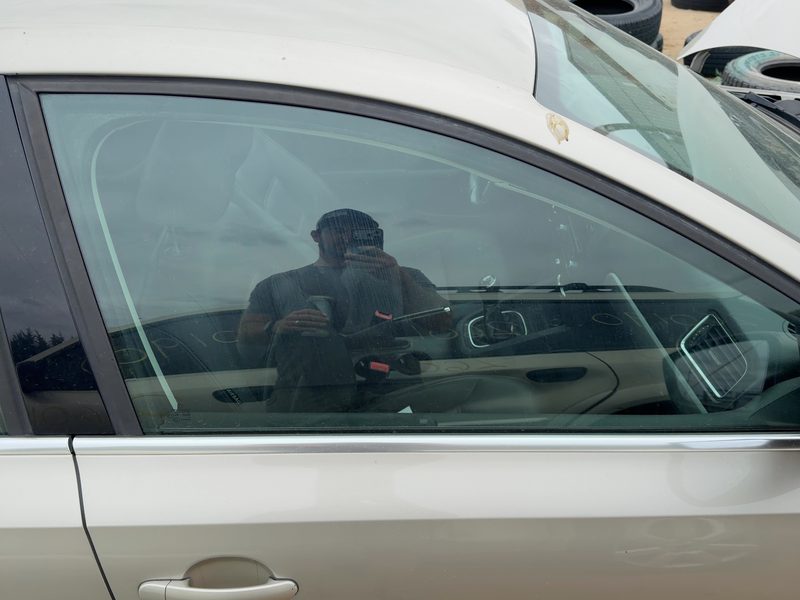 2011-2018 Jetta Except Gli Front Door Glass/Window RH