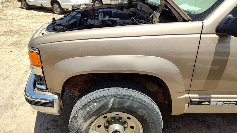 1988-2002 Chevrolet Pickup 2500 Series Fender LH