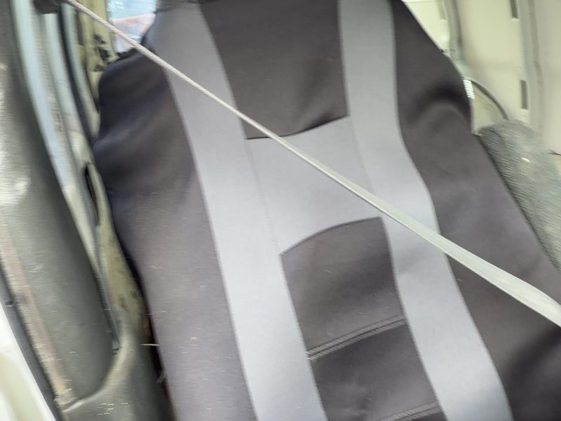 1998-2002 Chevrolet Van Express 2500 Series Front Seat Belt RH