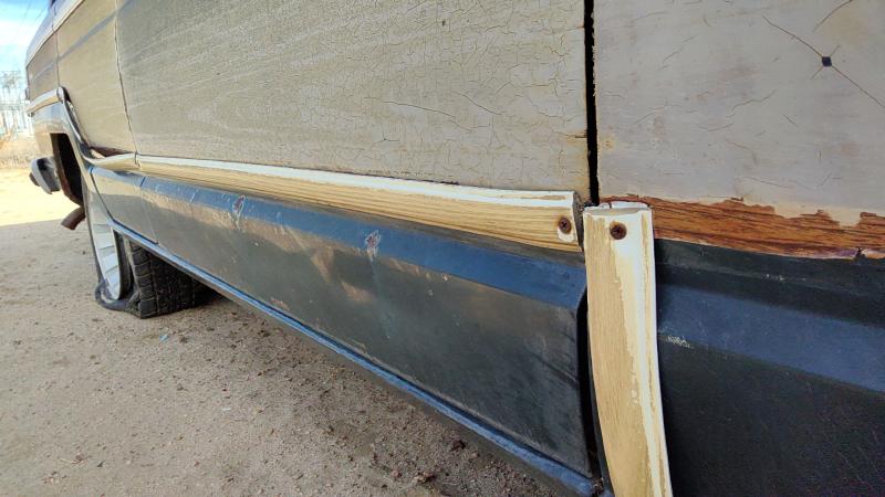 1979-1991 Jeep Grand Wagoneer Front Door RH