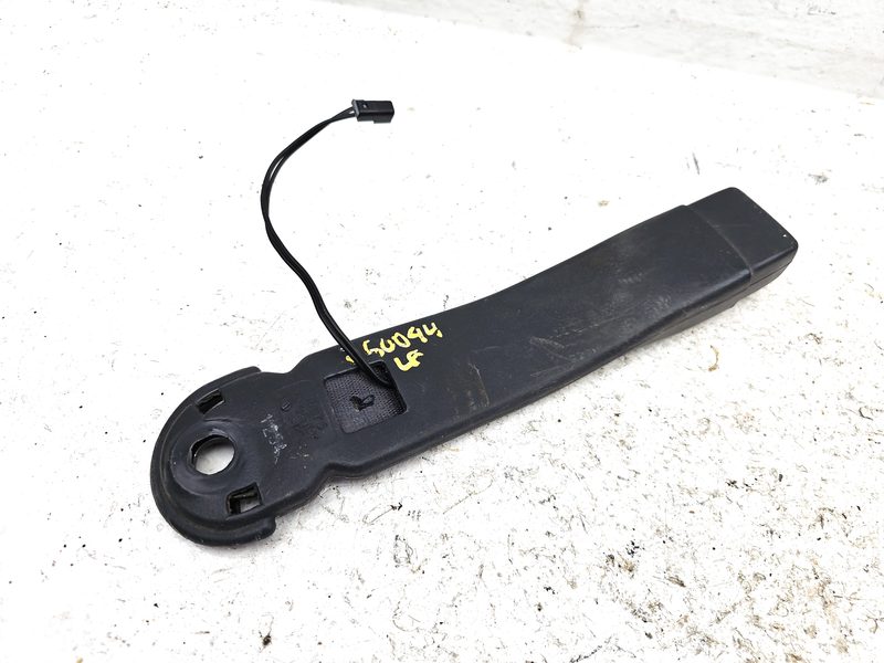 2001-2002 Chevrolet 2500 Silverado Pickup Front Seat Belt