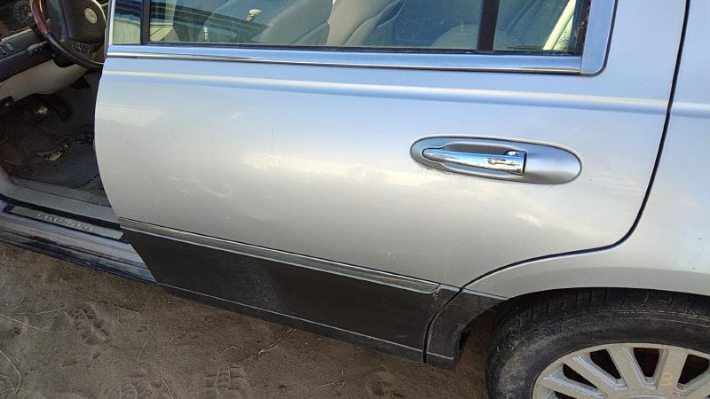 1998-2011 Linc & Town (also See Cont 82 Up) Rear Door LH