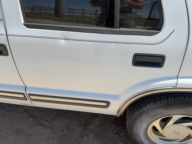 1998-2005 Blazer S10/jimmy S15 Rear Door LH