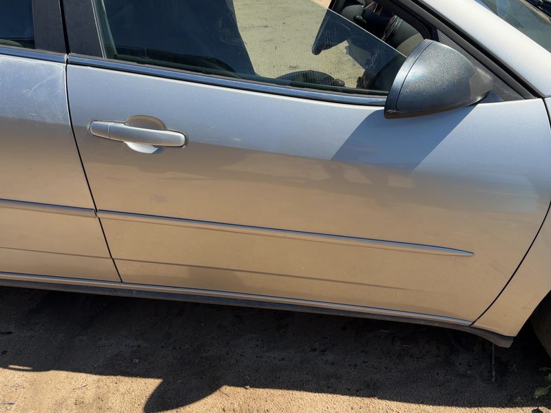2005-2010 Pontiac G6 Front Door RH