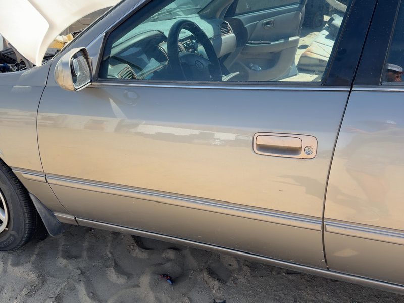 1997-2001 Toyota Camry Front Door LH