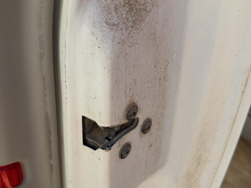 2004-2007 Monte Carlo Front Door Latch RH