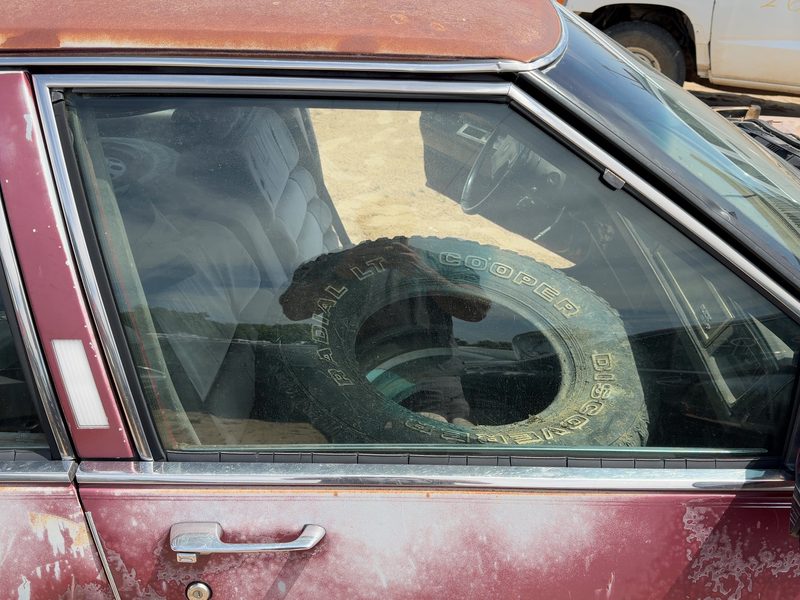 1985-1987 Buick Park Avenue (80&up) Front Door Glass/Window RH