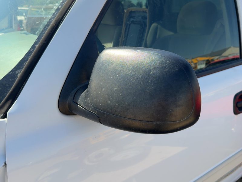 2003-2007 Chevrolet 2500 Silverado Pickup Door Mirror LH