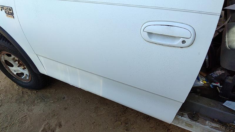 1998-2004 Ford Pickup F150 Series Front Door LH