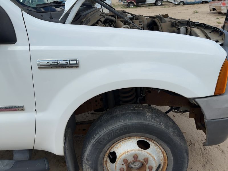 1999-2007 Ford F350 Super Duty Pickup Fender RH