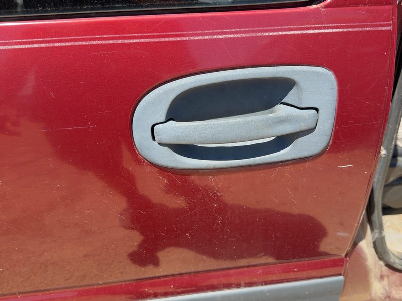 1999-2005 Chevrolet Venture Outside Door Handle RH