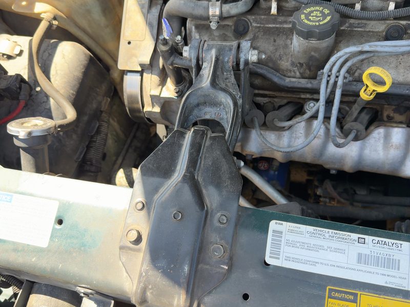 1994-1999 Lumina (also See Lumvan) Radiator Support