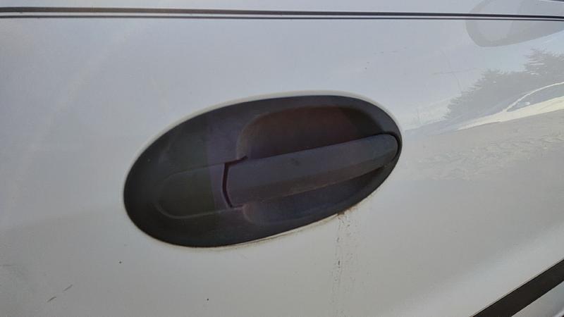1999-2007 Ford Freestar Outside Door Handle RH