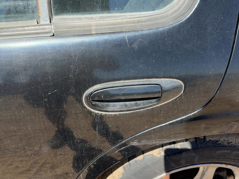 1996 Nissan Maxima Outside Door Handle LH