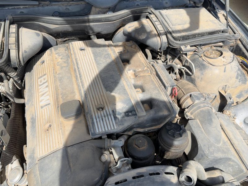 1998-2006 BMW 530i Engine Cover