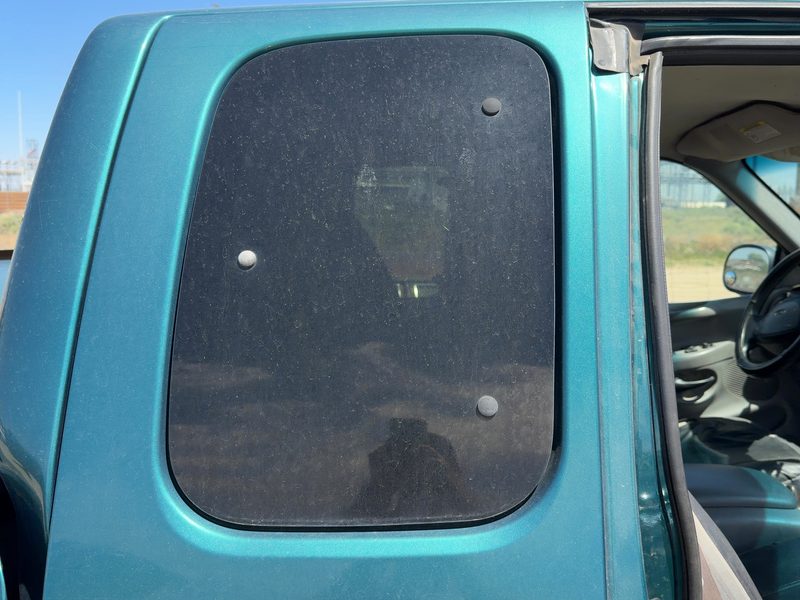 1997-2004 Ford Pickup F150 Series Rear Door Glass/Window RH