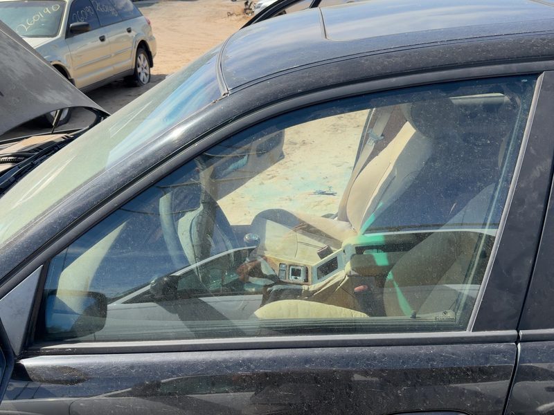 1997-2003 BMW 530i Front Door Glass/Window LH