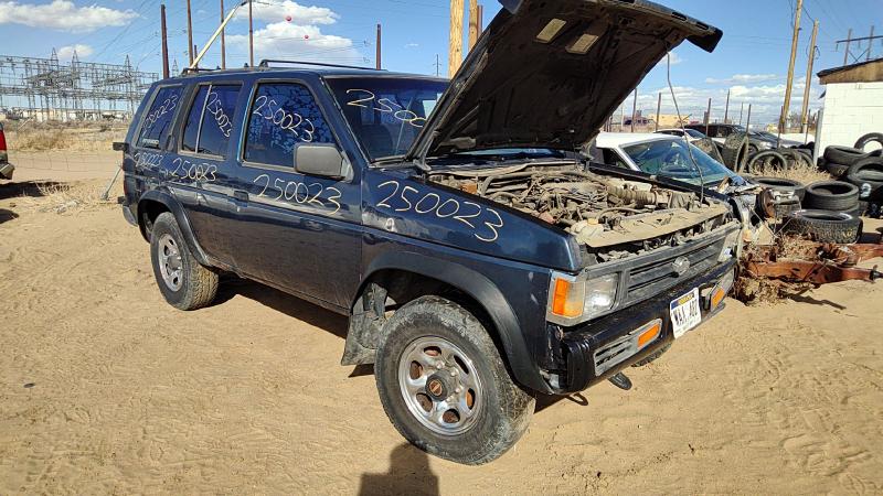 1990-1997 Nissan Pathfinder Axle Shaft RH