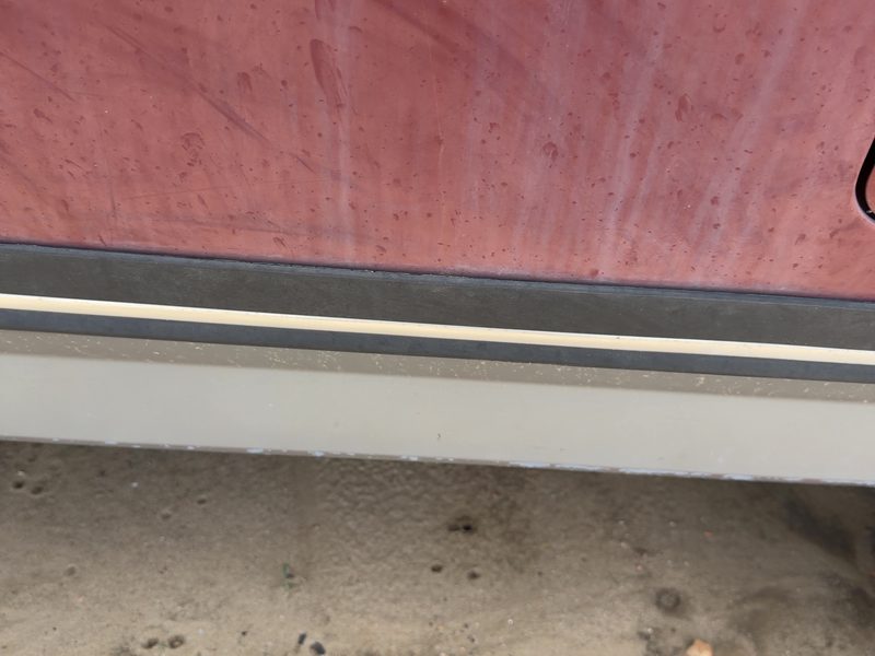 1989 Ford Pickup F150 Series Quarter Panel Moulding LH