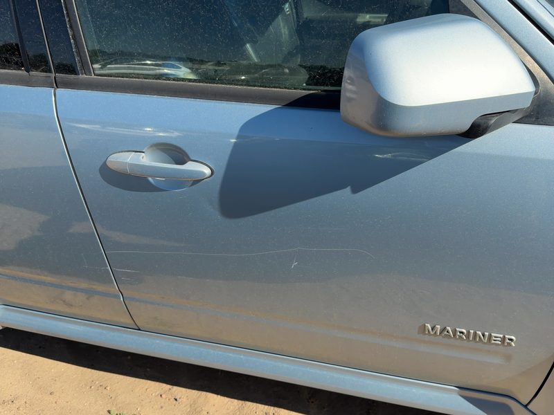 2008-2012 Mercury Mariner Front Door RH