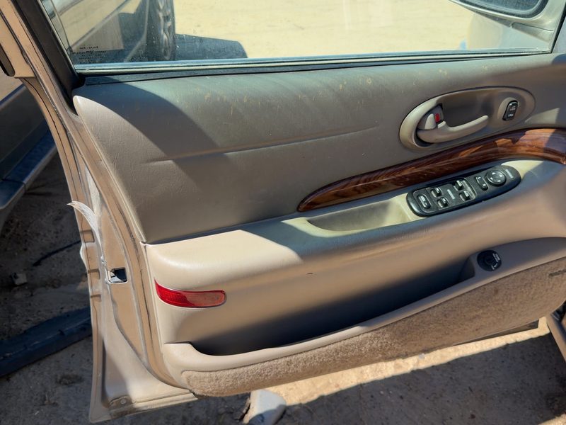 2000-2002 Buick Lesabre (80 & Up) Front Door Trim Panel LH