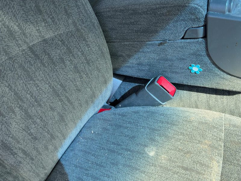 2002-2005 Buick Lesabre (80 & Up) Front Seat Belt RH