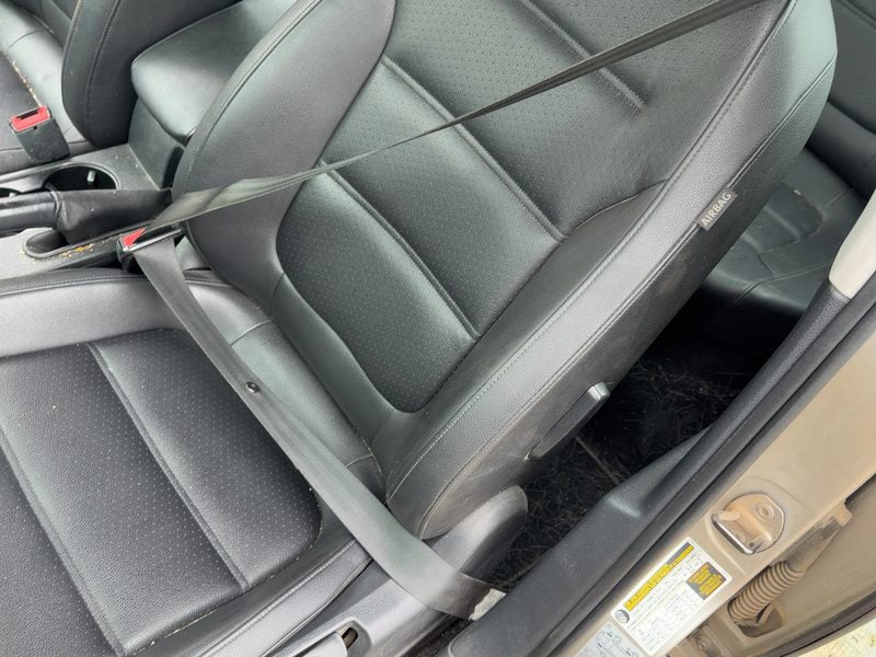 2011-2018 Jetta Except Gli Front Seat Belt LH