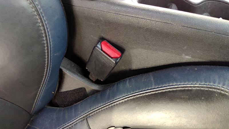 2014-2017 Chrysler 200 Front Seat Belt