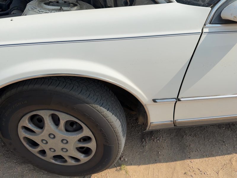1985-1991 Oldsmobile Ninety-eight (80 & Up) Fender LH