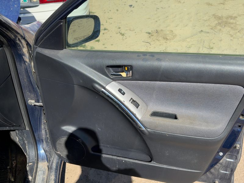 2005-2008 Toyota Matrix Front Door Trim Panel RH