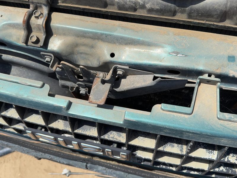 1990-1997 Isuzu Rodeo Radiator Support