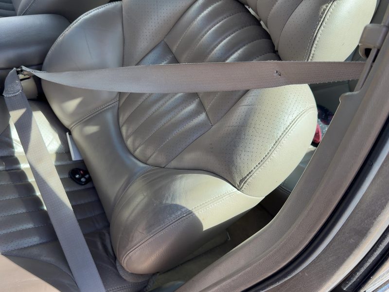 1999 Pontiac Bonneville (80 & Up) Front Seat Belt LH