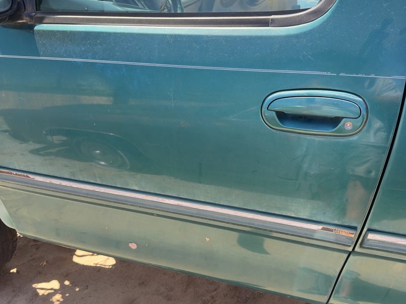 1997-1999 Ford Pickup F150 Series Front Door LH