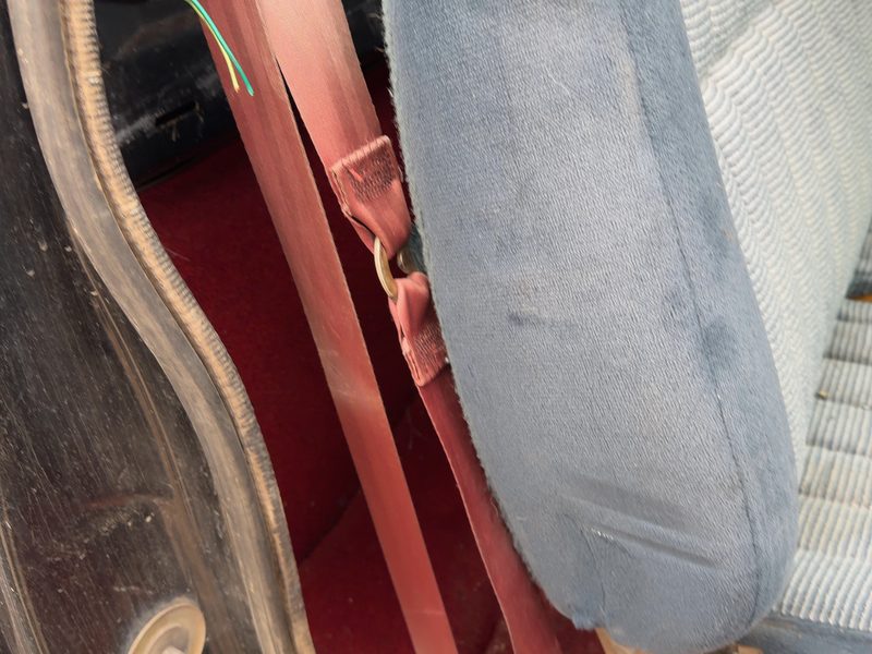 1993 Chevrolet Pickup 1500 Series Front Seat Belt RH