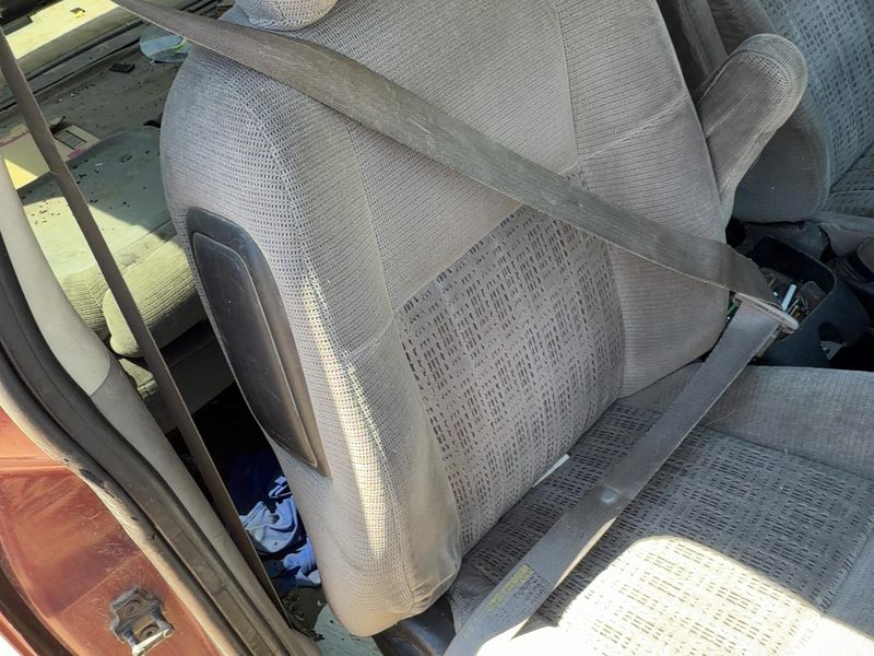 2002-2004 Chevrolet Venture Front Seat Belt RH