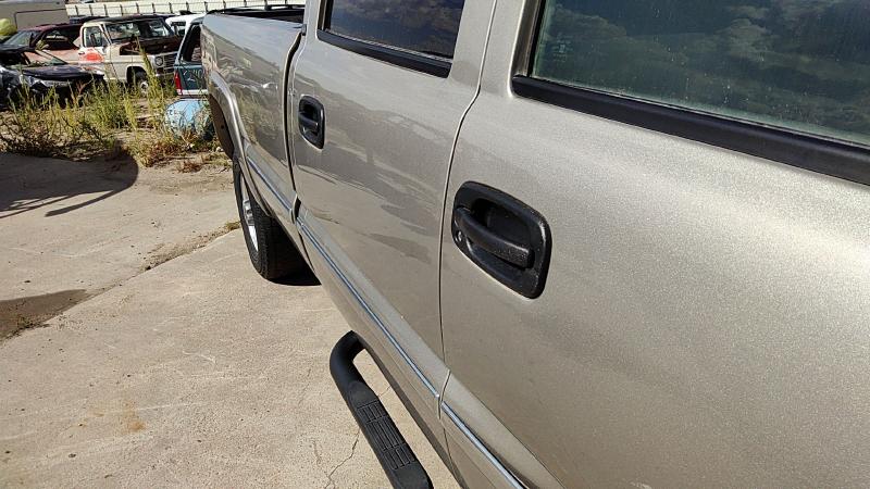 2000-2007 GMC Sierra 2500 Pickup Rear Door RH