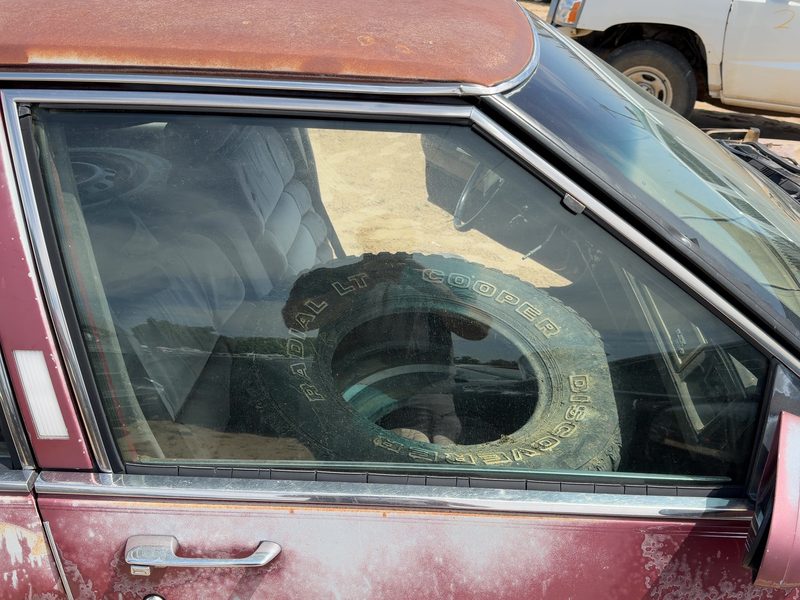 1985-1987 Buick Park Avenue (80&up) Front Door Glass/Window RH
