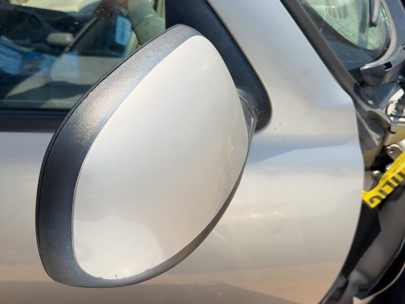 2003-2007 Chevy/gmc Suburban 1500 Series Door Mirror RH