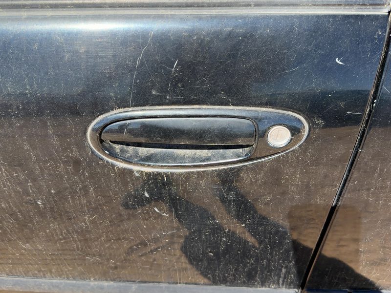 1996 Nissan Maxima Outside Door Handle LH