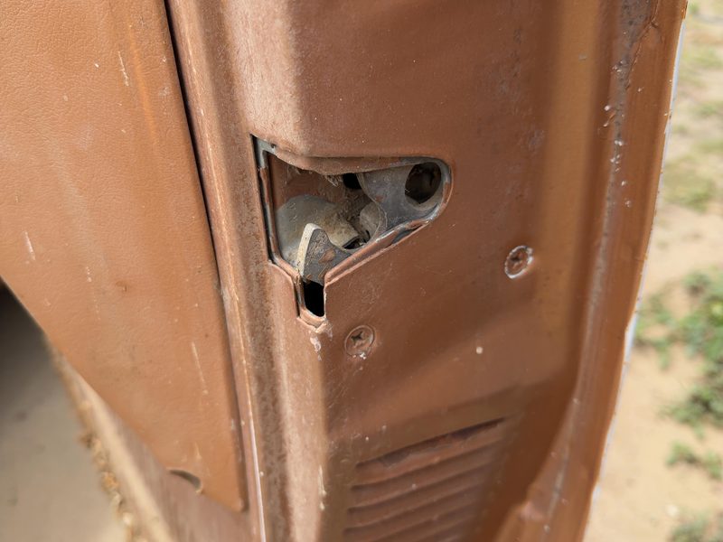 1980 Chevrolet Pickup 20 Series Front Door Latch RH