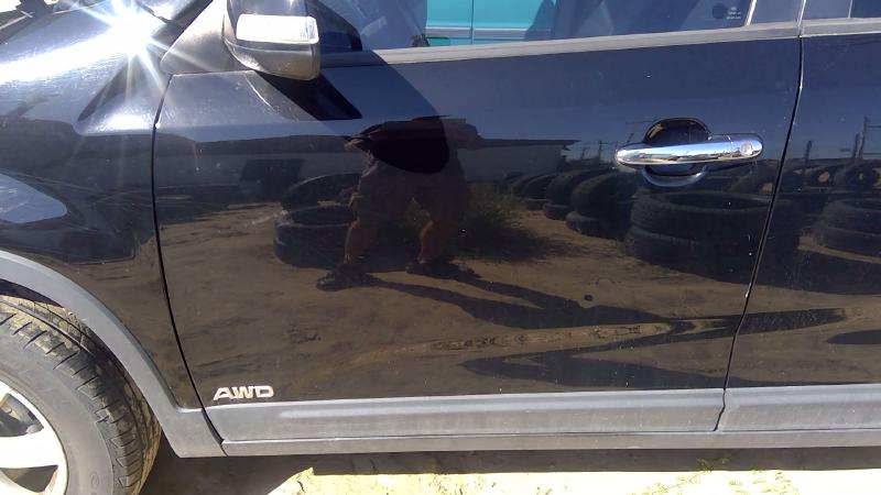 2011-2015 Kia Sorento Front Door LH
