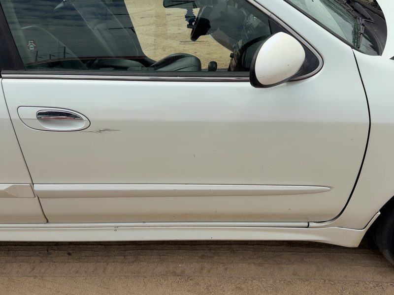 2000-2004 Infiniti I30 Front Door RH