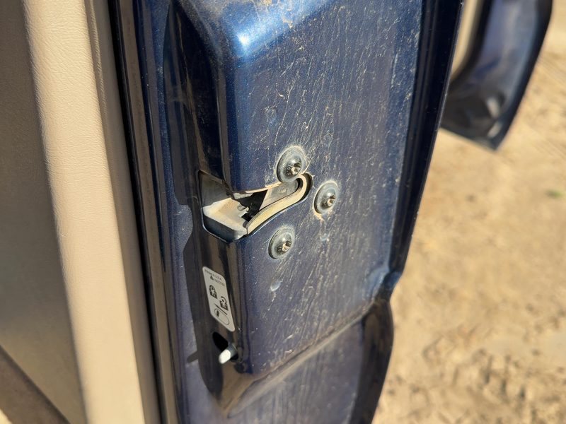 2000-2007 Chevy/gmc Suburban 1500 Series Rear Door Latch RH